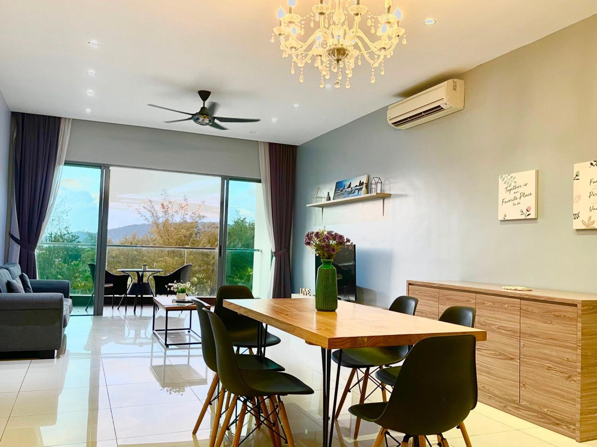 Margo Istay - The Loft Imago Kota Kinabalu Buitenkant foto