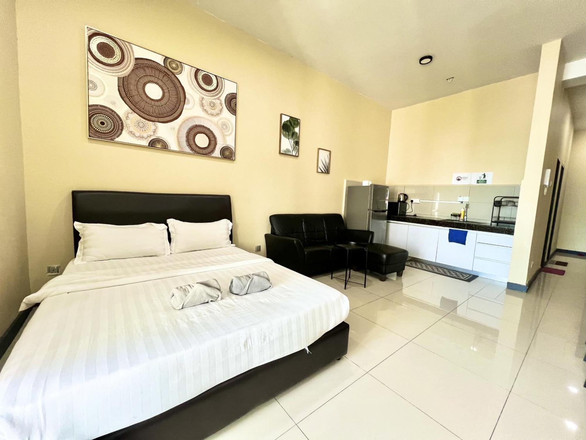 Margo Istay - The Loft Imago Kota Kinabalu Buitenkant foto